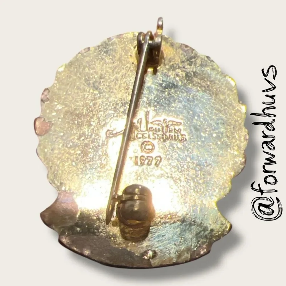 Vintage Certified Nursing Assistant CNA Enamel Lapel Pin 1977 Gold Tone